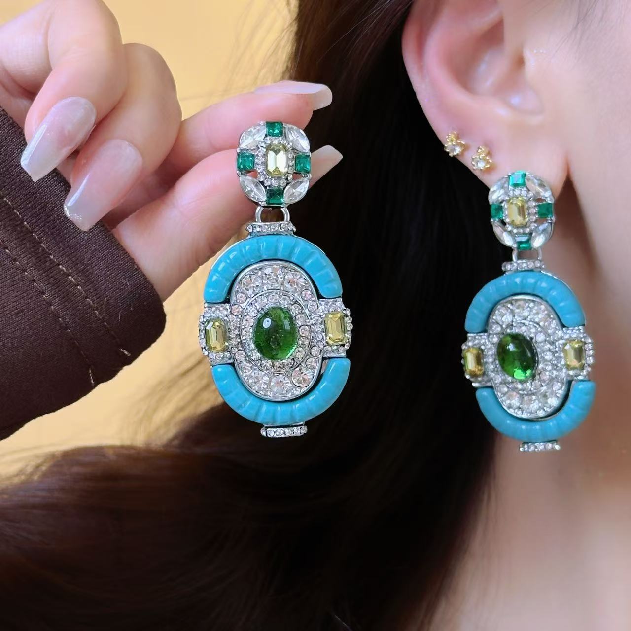 Vintage Turquoise Emerald Silv - огляд і ціна Vintage Victorian Fashion