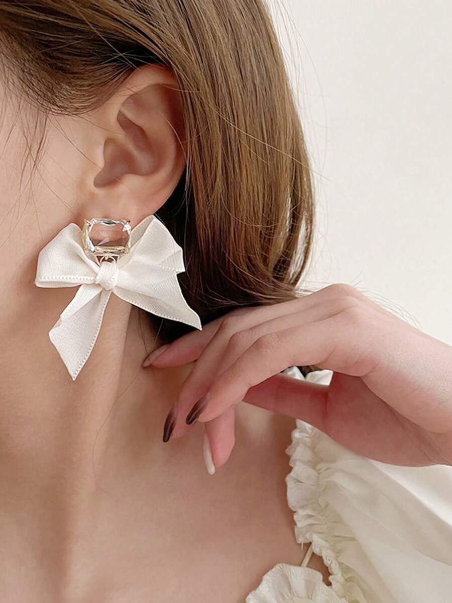 1 Pair Vintage French Elegant  - огляд і ціна Vintage Fashion Earrings