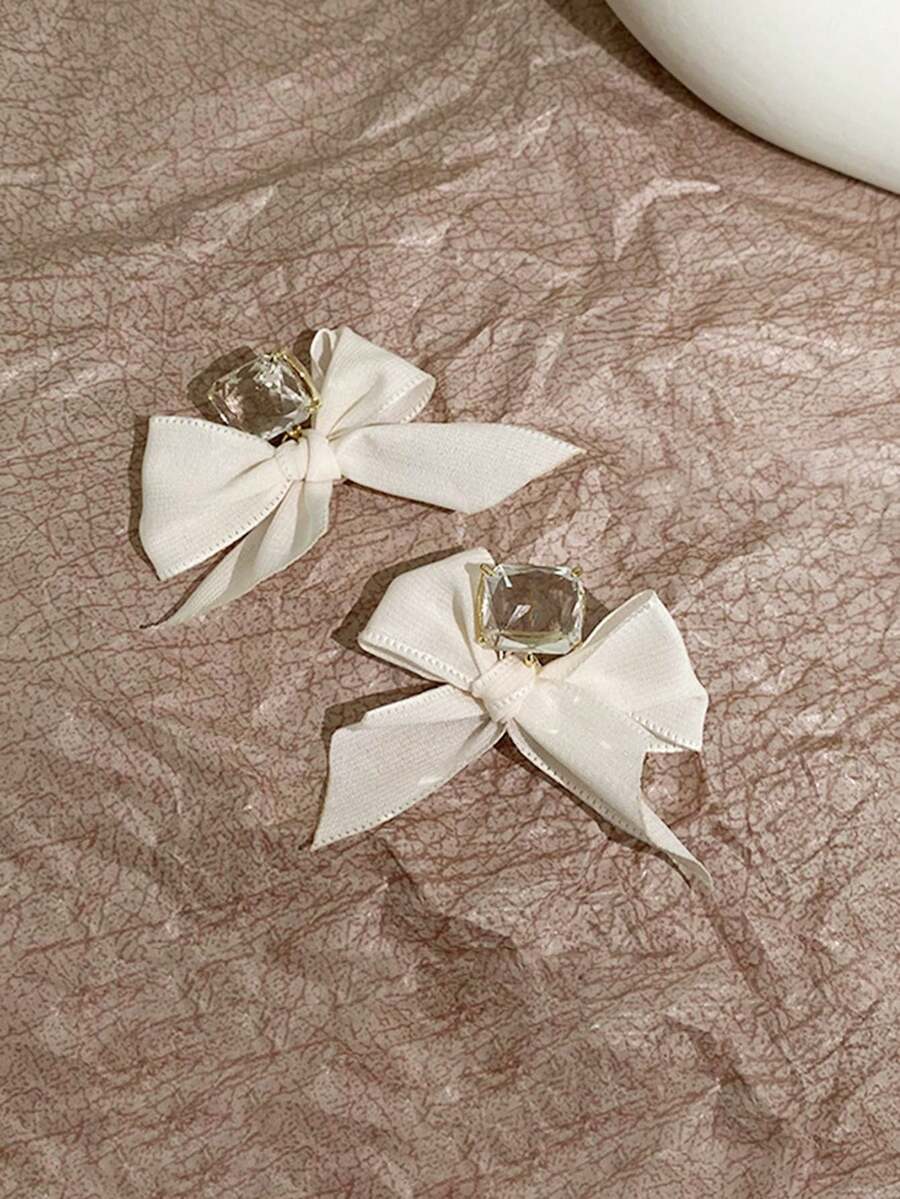 1 Pair Vintage French Elegant  - огляд і ціна Vintage Fashion Earrings