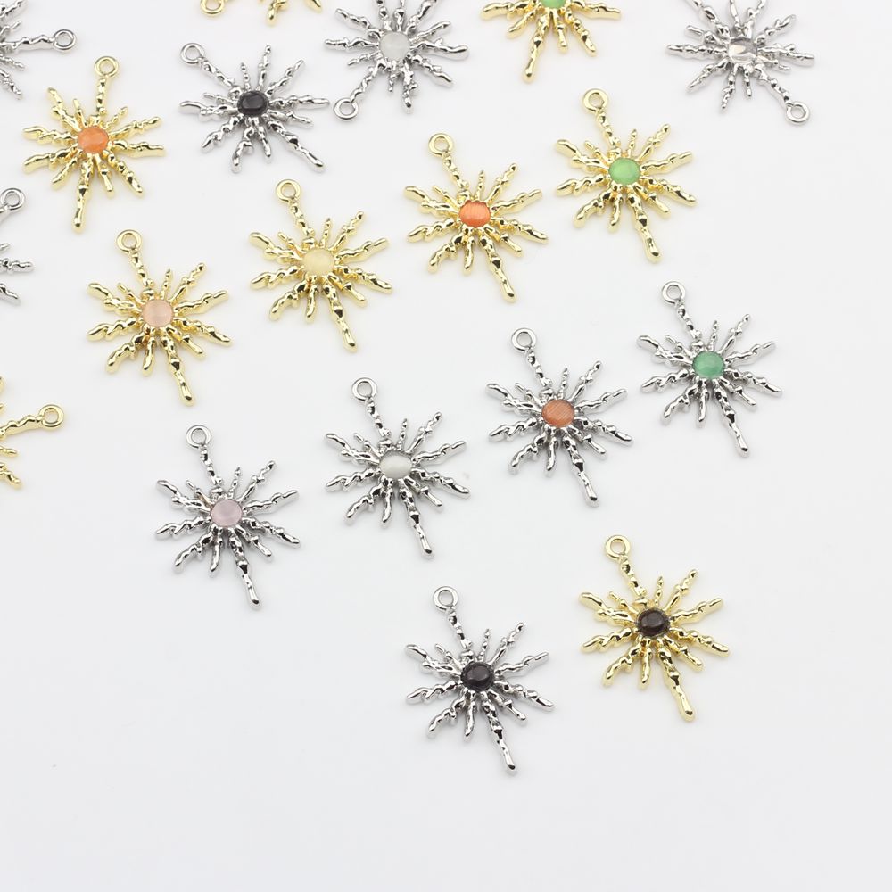 Zinc Alloy Charms Alloy Sun St - огляд і ціна Vintage Fashion Finds