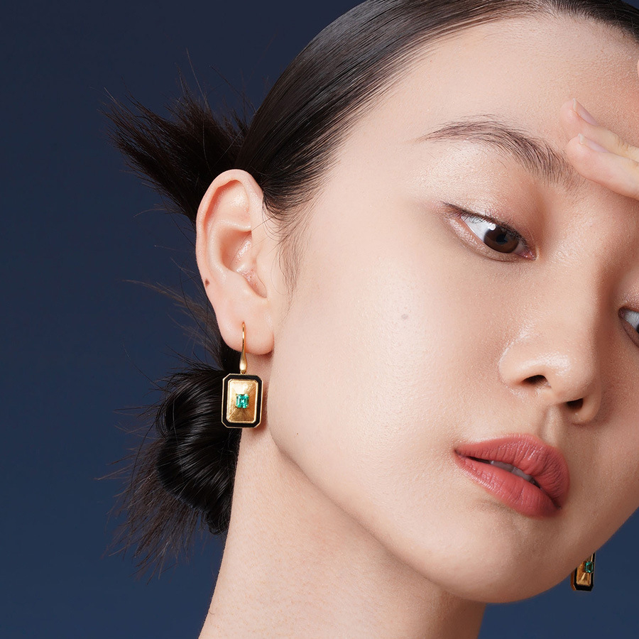 Young Vintage Luxury Green Sap - огляд і ціна Vintage Fashion Earrings