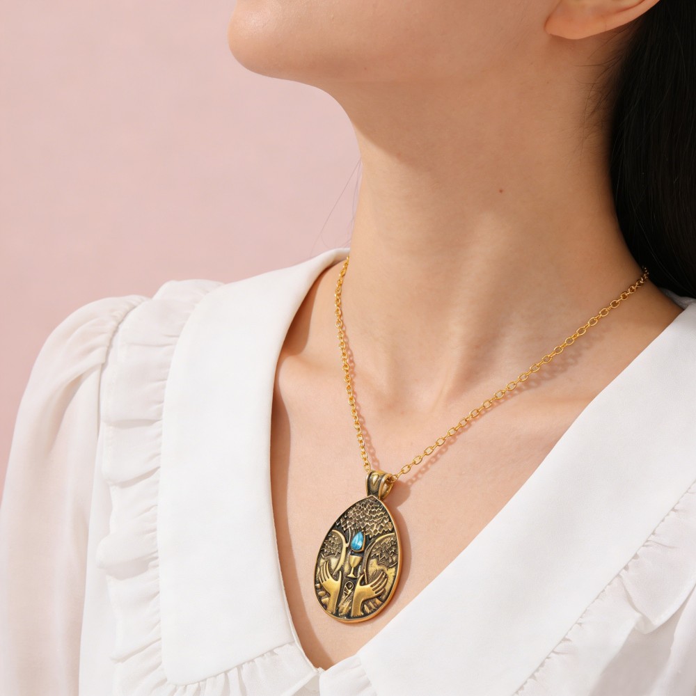 Vintage Game Pendant Necklace  - огляд і ціна Vintage Fashion Video